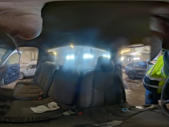 ✅ 2001 Chevrolet Silverado 2500HD LS • VIN: 1GCHK24U21Z287456 • Lot: 41611294. Listed on IAAI with 168,907 mi. Free auction sales archive from the USA and detailed vehicle history report at DreamBid. Image 17.