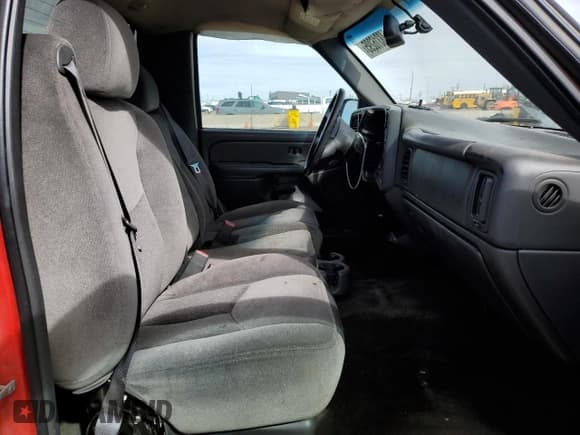 ✅ 2006 GMC Sierra 1500 Work Truck • VIN: 1GTEC14V06Z259794 • Лот: 48316295. Опубликован ранее на Copart с пробегом 174 809 миль. Бесплатный доступ к архиву аукционных продаж из США и подробный отчёт об истории автомобиля на DreamBid. Изображение 10.