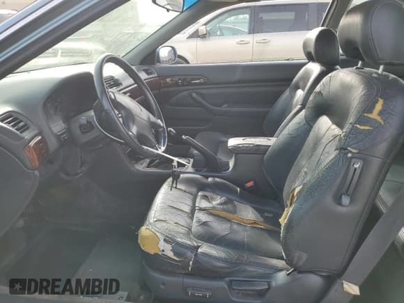 ✅ 1998 Acura CL Premium • VIN: 19UYA3158WL007282 • Lot: 81130634. Listed on Copart with 217,957 mi. Free auction sales archive from the USA and detailed vehicle history report at DreamBid. Image 7.