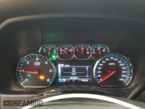 ✅ 2015 Chevrolet Silverado 1500 LT • VIN: 1GCVKREH3FZ295070 • Лот: 83869025. Опубликован ранее на Copart с пробегом 187 238 миль. Бесплатный доступ к архиву аукционных продаж из США и подробный отчёт об истории автомобиля на DreamBid. Изображение 9.