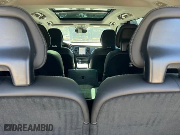 ✅ 2025 Volvo XC90 Ultimate Bright Theme • VIN: YV4062PF4S1291357 • Лот: 92944455. Опубликован ранее на Copart с пробегом 19 867 миль. Бесплатный доступ к архиву аукционных продаж из США и подробный отчёт об истории автомобиля на DreamBid. Изображение 9.