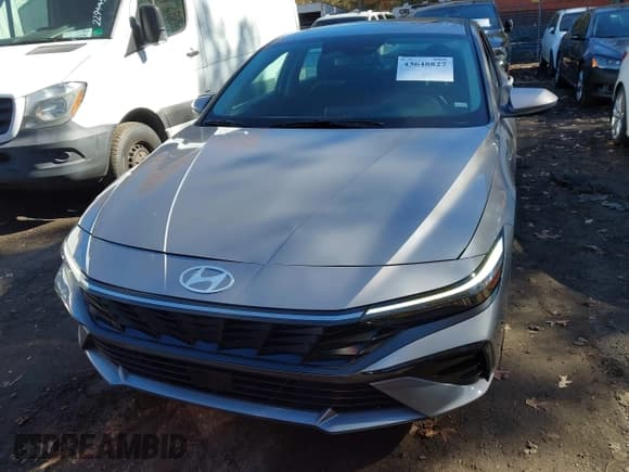 ✅ 2025 Hyundai Elantra SEL Convenience • VIN: KMHLS4DG5SU974232 • Lot: 43648827. Listed on IAAI with 13,076 mi. Free auction sales archive from the USA and detailed vehicle history report at DreamBid. Image 12.