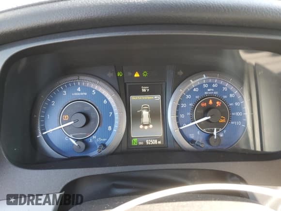 ✅ 2018 Toyota Sienna XLE Auto Access Seat • VIN: 5TDYZ3DC9JS908900 • Lot: 71980115. Listed on Copart with 92,508 mi. Free auction sales archive from the USA and detailed vehicle history report at DreamBid. Image 9.