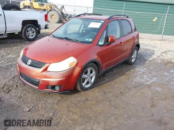 ✅ 2008 Suzuki SX4 Regional Edition • VIN: JS2YA413X85103169 • Lot: 41569933. Listed on IAAI with 204,473 mi. Free auction sales archive from the USA and detailed vehicle history report at DreamBid. Image 2.