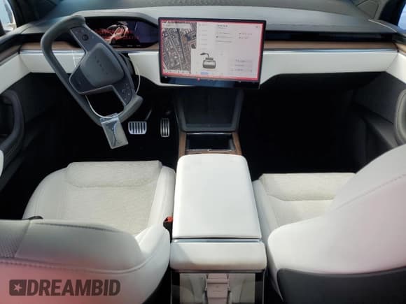 ✅ 2022 Tesla Model X • VIN: 7SAXCDE54NF364774 • Lot: 82361985. Wystawiony na Copart z przebiegiem 10 404 mil. Bezpłatny archiwum sprzedaży aukcyjnych z USA i szczegółowy raport historii pojazdu na DreamBid. Zdjęcie 8.