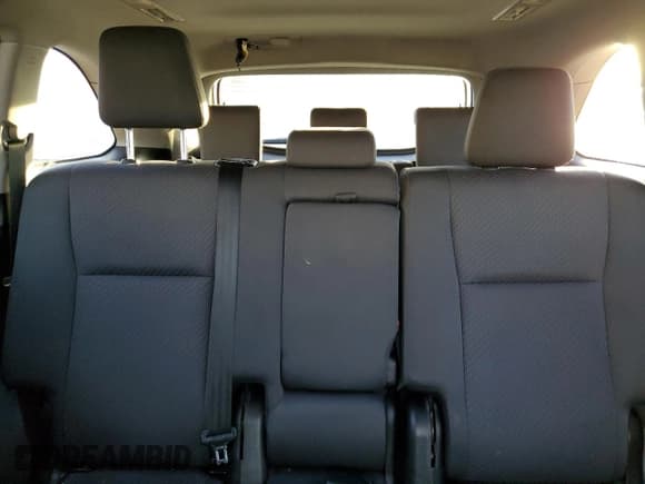 ✅ 2017 Toyota Highlander Hybrid LE • VIN: 5TDBGRFH0HS036057 • Лот: 76503063. Опубликован ранее на Copart с пробегом 114 802 миль. Бесплатный доступ к архиву аукционных продаж из США и подробный отчёт об истории автомобиля на DreamBid. Изображение 10.