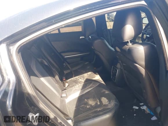 ✅ 2015 Dodge Charger Road/Track • VIN: 2C3CDXCT4FH819909 • Лот: 43118579. Опубликован ранее на IAAI с пробегом 148 747 миль. Бесплатный доступ к архиву аукционных продаж из США и подробный отчёт об истории автомобиля на DreamBid. Изображение 8.