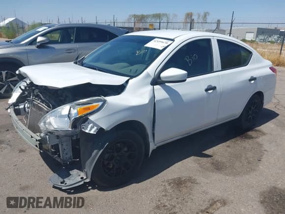 ✅ 2018 Nissan Versa SV • VIN: 3N1CN7APXJL853421 • Lot: 42459670. Listed on IAAI with 58,989 mi. Free auction sales archive from the USA and detailed vehicle history report at DreamBid. Image 2.