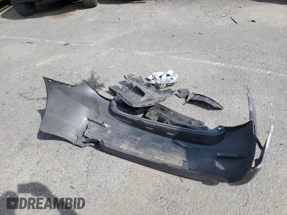 ✅ 2012 Toyota Matrix S • VIN: 2T1LE4EE1CC021511 • Lot: 84167025. Wystawiony na Copart z przebiegiem 153 315 mil. Bezpłatny archiwum sprzedaży aukcyjnych z USA i szczegółowy raport historii pojazdu na DreamBid. Zdjęcie 12.