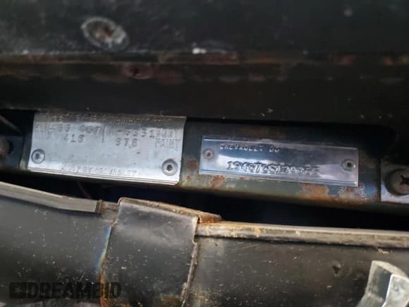 ✅ 1966 Chevrolet Corvette • VIN: 194676S120365 • Лот: 74227114. Опубликован ранее на Copart с пробегом 67 033 миль. Бесплатный доступ к архиву аукционных продаж из США и подробный отчёт об истории автомобиля на DreamBid. Изображение 13.