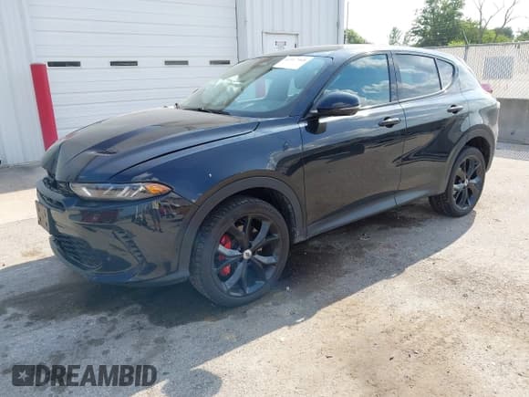 ✅ 2023 Dodge Hornet GT Plus • VIN: ZACNDFBNXP3A05188 • Lot: 42917068. Listed on IAAI with 32,776 mi. Free auction sales archive from the USA and detailed vehicle history report at DreamBid. Image 17.
