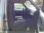 ✅ 1999 Ford Ranger XL • VIN: 1FTZR15V6XPB29093 • Lot: 43050695. Wystawiony na IAAI z przebiegiem 187 969 mil. Bezpłatny archiwum sprzedaży aukcyjnych z USA i szczegółowy raport historii pojazdu na DreamBid. Zdjęcie 5.