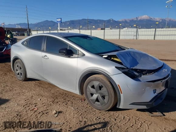 ✅ 2023 Toyota Prius XLE • VIN: JTDACAAU9P3002468 • Lot: 86483095. Listed on Copart with 52,673 mi. Free auction sales archive from the USA and detailed vehicle history report at DreamBid. Image 4.