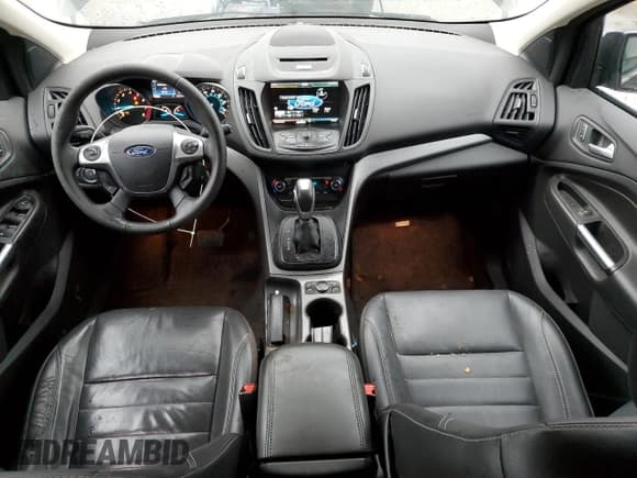 ✅ 2014 Ford Escape SE • VIN: 1FMCU0GXXEUD30910 • Lot: 93458585. Wystawiony na Copart z przebiegiem 129 229 mil. Bezpłatny archiwum sprzedaży aukcyjnych z USA i szczegółowy raport historii pojazdu na DreamBid. Zdjęcie 8.