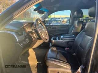 2015 Chevrolet Suburban z VIN 1GNSKHEC4FR252172, wystawiony jako Copart lot #91075985 z przebiegiem 213 365 mil mil oraz Czysty tytuł • Clean title. Historia ofert i sprzedaży dostępna na DreamBid. Obrazek 5.