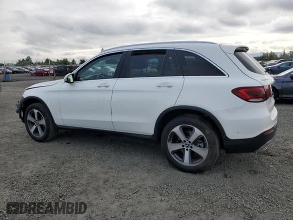 ✅ 2022 Mercedes-Benz GLC 300 • VIN: W1N0G8DB3NG098423 • Lot: 57232205. Listed on Copart with 30,023 mi. Free auction sales archive from the USA and detailed vehicle history report at DreamBid. Image 2.