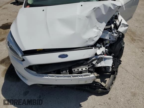 ✅ 2015 Ford Focus SE • VIN: 1FADP3F22FL267712 • Лот: 56753055. Опубликован ранее на Copart с пробегом Не указан. Бесплатный доступ к архиву аукционных продаж из США и подробный отчёт об истории автомобиля на DreamBid. Изображение 11.