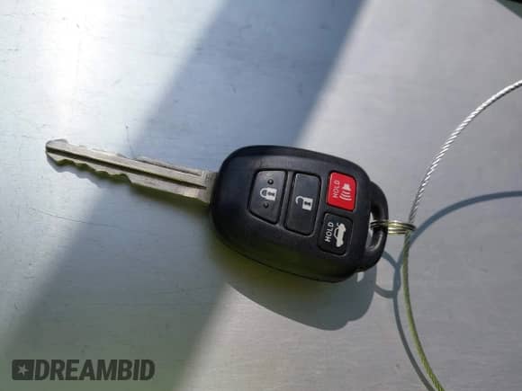 2016 Toyota Camry SE with VIN 4T1BF1FKXGU185596, listed as a IAAI auction lot 43200360 with 84,797 mi miles and . Bid and sale history available at DreamBid. Image 11.