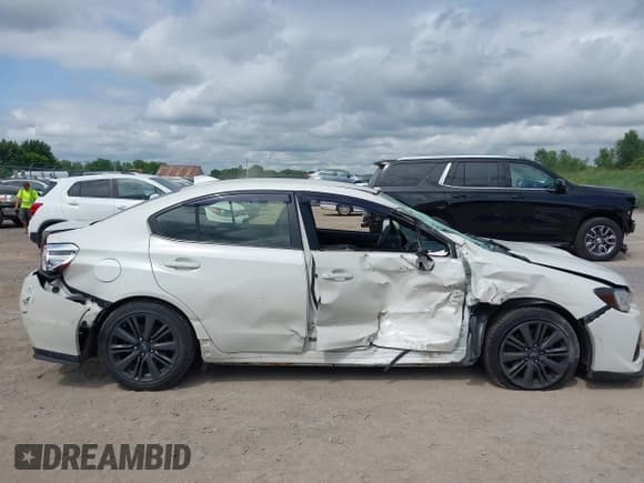 ✅ 2015 Subaru WRX • VIN: JF1VA1A62F9834860 • Lot: 42519392. Listed on IAAI with 72,395 mi. Free auction sales archive from the USA and detailed vehicle history report at DreamBid. Image 14.