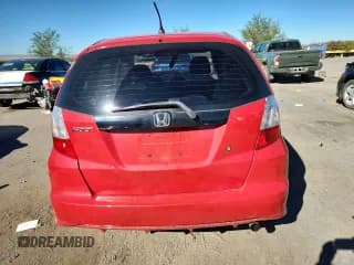 ✅ 2010 Honda Fit • VIN: JHMGE8H25AC013281 • Lot: 86896965. Wystawiony na Copart z przebiegiem 89 158 mil. Bezpłatny archiwum sprzedaży aukcyjnych z USA i szczegółowy raport historii pojazdu na DreamBid. Zdjęcie 6.