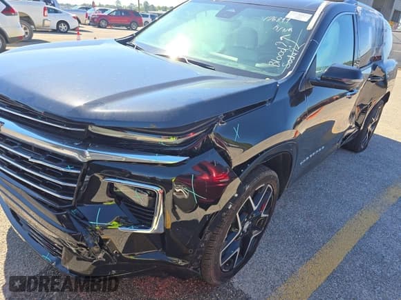 ✅ 2025 Chevrolet Traverse AWD High Country • VIN: 1GNEVKRS6SJ176899 • Lot: 43658756. Wystawiony na IAAI z przebiegiem 18 060 mil. Bezpłatny archiwum sprzedaży aukcyjnych z USA i szczegółowy raport historii pojazdu na DreamBid. Zdjęcie 24.