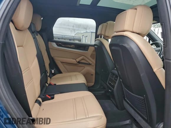✅ 2024 Porsche Cayenne • VIN: WP1AA2AY0RDA09819 • Lot: 95174825. Listed on Copart with 23,899 mi. Free auction sales archive from the USA and detailed vehicle history report at DreamBid. Image 11.