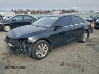 ✅ 2015 Volkswagen Jetta SE • VIN: 3VWD17AJ3FM332158 • Lot: 95665895. Listed on Copart with 128,773 mi. Free auction sales archive from the USA and detailed vehicle history report at DreamBid. Image 1.