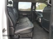 ✅ 2018 Ford F-250 King Ranch • VIN: 1FT7W2BT6JEC44479 • Lot: 91674205. Wystawiony na Copart z przebiegiem 87 675 mil. Bezpłatny archiwum sprzedaży aukcyjnych z USA i szczegółowy raport historii pojazdu na DreamBid. Zdjęcie 10.