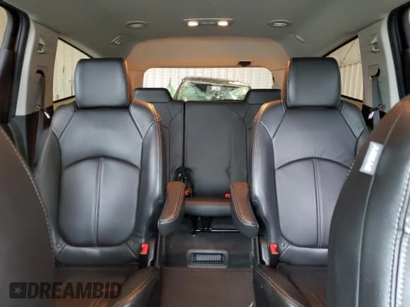 ✅ 2017 Chevrolet Traverse LT • VIN: 1GNKVHKD8HJ193875 • Lot: 66952654. Wystawiony na Copart z przebiegiem 122 002 mil. Bezpłatny archiwum sprzedaży aukcyjnych z USA i szczegółowy raport historii pojazdu na DreamBid. Zdjęcie 10.