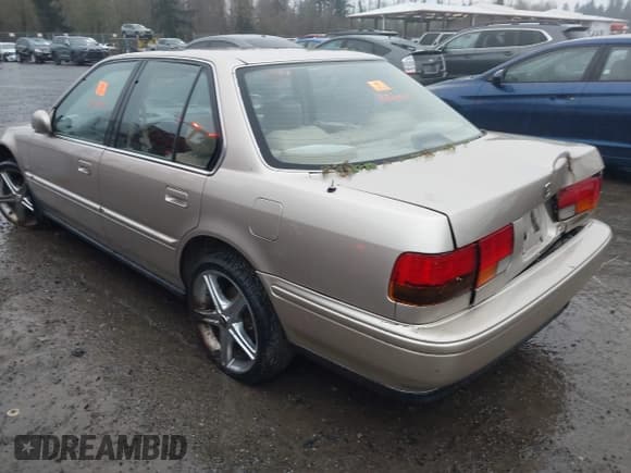 ✅ 1993 Honda Accord • VIN: JHMCB7689PC058855 • Lot: 43819669. Listed on IAAI with 199,357 mi. Free auction sales archive from the USA and detailed vehicle history report at DreamBid. Image 3.