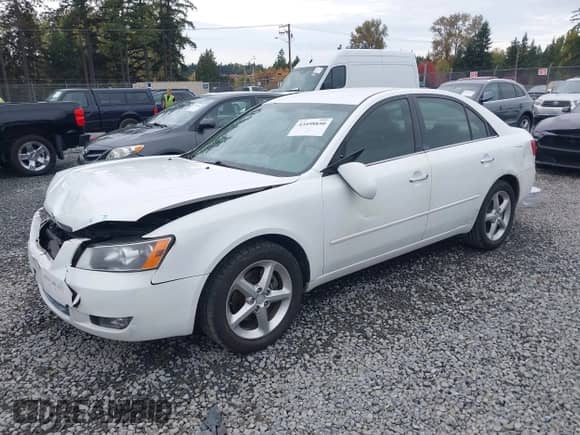 ✅ 2007 Hyundai Sonata SE • VIN: 5NPEU46F97H158153 • Lot: 43498850. Listed on IAAI with 81,347 mi. Free auction sales archive from the USA and detailed vehicle history report at DreamBid. Image 18.