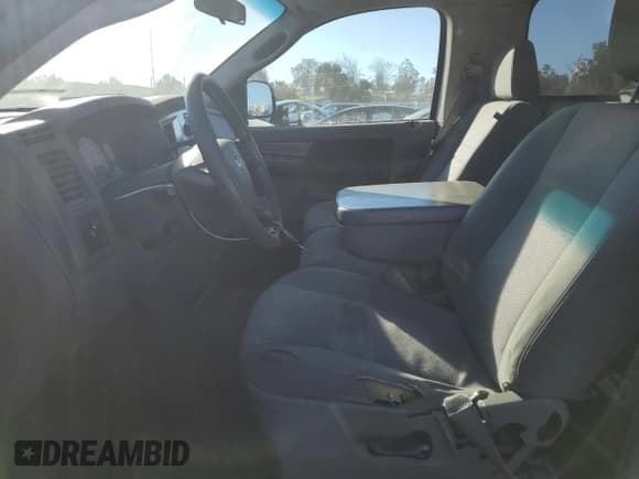 ✅ 2007 Dodge 1500 ST • VIN: 1D7HA16N17J575906 • Лот: 88506295. Опубликован ранее на Copart с пробегом 166 533 миль. Бесплатный доступ к архиву аукционных продаж из США и подробный отчёт об истории автомобиля на DreamBid. Изображение 7.