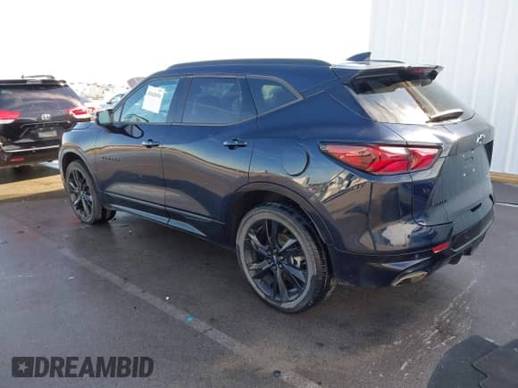 2020 Chevrolet Blazer RS z VIN 3GNKBERS2LS617280, wystawiony jako IAAI lot #43043654 z przebiegiem 114 091 mil mil oraz . Historia ofert i sprzedaży dostępna na DreamBid. Obrazek 3.