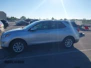 ✅ 2019 Chevrolet Equinox LT • VIN: 2GNAXTEV1K6205043 • Lot: 43314261. Wystawiony na IAAI z przebiegiem 105 624 mil. Bezpłatny archiwum sprzedaży aukcyjnych z USA i szczegółowy raport historii pojazdu na DreamBid. Zdjęcie 14.