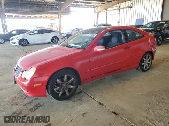 ✅ 2002 Mercedes-Benz C 230/260/280/320 • VIN: WDBRN47J52A356079 • Lot: 51558845. Wystawiony na Copart z przebiegiem 108 617 mil. Bezpłatny archiwum sprzedaży aukcyjnych z USA i szczegółowy raport historii pojazdu na DreamBid. Zdjęcie 1.