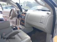 ✅ 2008 Chrysler Aspen Limited • VIN: 1A8HW58268F129740 • Lot: 42855804. Wystawiony na IAAI z przebiegiem 256 310 mil. Bezpłatny archiwum sprzedaży aukcyjnych z USA i szczegółowy raport historii pojazdu na DreamBid. Zdjęcie 5.