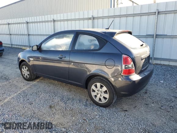 ✅ 2011 Hyundai Accent GS • VIN: KMHCM3AC8BU197132 • Лот: 89194205. Опубликован ранее на Copart с пробегом 181 583 миль. Бесплатный доступ к архиву аукционных продаж из США и подробный отчёт об истории автомобиля на DreamBid. Изображение 2.