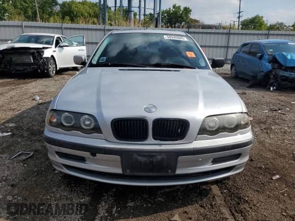 2001 BMW 3 Series 325i с VIN WBAAV33421EE76938, выставлен на аукционе Copart как лот 58946665 с пробегом 142 869 миль миль и Чистый • Clean title. История ставок и продаж доступна на DreamBid. Изображение 5.