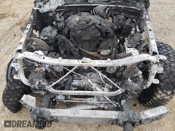 ✅ 2023 Jeep Wrangler • VIN: 1C4JJXN6XPW685493 • Лот: 51943474. Опубликован ранее на Copart с пробегом Не указан. Бесплатный доступ к архиву аукционных продаж из США и подробный отчёт об истории автомобиля на DreamBid. Изображение 11.