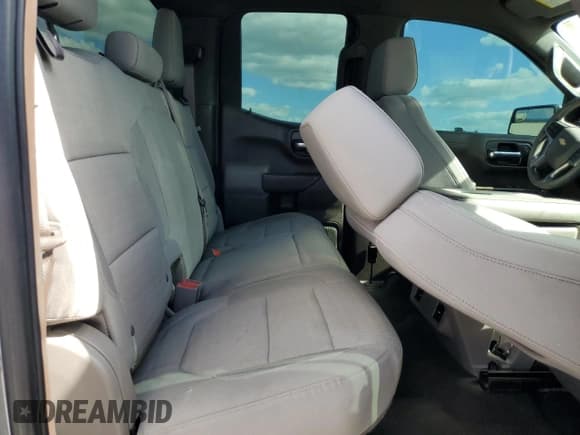 ✅ 2020 Chevrolet Silverado 1500 LT • VIN: 1GCRWCED8LZ157245 • Lot: 91548175. Wystawiony na Copart z przebiegiem 147 807 mil. Bezpłatny archiwum sprzedaży aukcyjnych z USA i szczegółowy raport historii pojazdu na DreamBid. Zdjęcie 10.