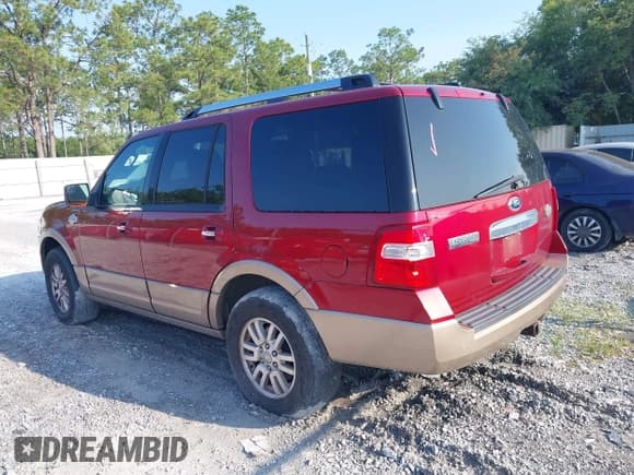 ✅ 2013 Ford Expedition XLT • VIN: 1FMJU1H54DEF39711 • Lot: 42406181. Listed on IAAI with 190,221 mi. Free auction sales archive from the USA and detailed vehicle history report at DreamBid. Image 3.