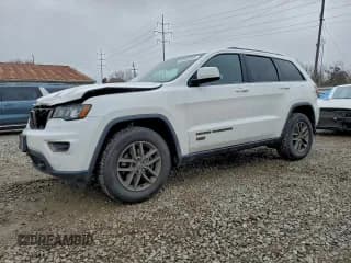 ✅ 2016 Jeep Grand Cherokee Laredo • VIN: 1C4RJFAGXGC334273 • Lot: 92905725. Wystawiony na Copart z przebiegiem 205 783 mil. Bezpłatny archiwum sprzedaży aukcyjnych z USA i szczegółowy raport historii pojazdu na DreamBid. Zdjęcie 1.