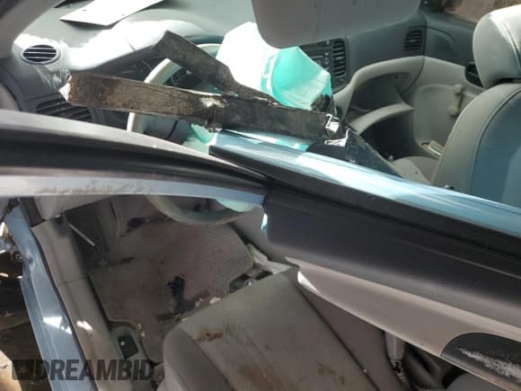 ✅ 2007 Hyundai Accent GS • VIN: KMHCM36C07U005265 • Lot: 41756235. Listed on Copart with Not provided. Free auction sales archive from the USA and detailed vehicle history report at DreamBid. Image 8.