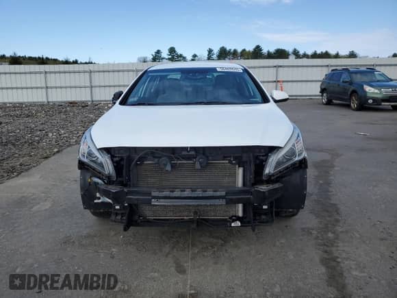 2016 Hyundai Sonata SE z VIN 5NPE24AF9GH405653, wystawiony jako Copart lot #56462645 z przebiegiem 103 867 mil mil oraz Szkoda całkowita • Salvage title. Historia ofert i sprzedaży dostępna na DreamBid. Obrazek 5.