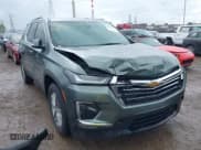✅ 2023 Chevrolet Traverse LT Cloth • VIN: 1GNERGKW0PJ274672 • Лот: 43393447. Опубликован ранее на IAAI с пробегом 27 273 миль. Бесплатный доступ к архиву аукционных продаж из США и подробный отчёт об истории автомобиля на DreamBid. Изображение 1.