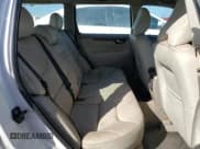 ✅ 2006 Volvo V70 2.4L • VIN: YV1SW612762583023 • Lot: 76489594. Wystawiony na Copart z przebiegiem Nie podano. Bezpłatny archiwum sprzedaży aukcyjnych z USA i szczegółowy raport historii pojazdu na DreamBid. Zdjęcie 10.