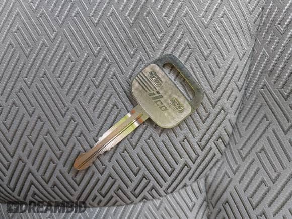 2001 Toyota Highlander с VIN JTEGF21A610005989, выставлен на аукционе IAAI как лот 42753751 с пробегом 240 154 миль миль и . История ставок и продаж доступна на DreamBid. Изображение 11.