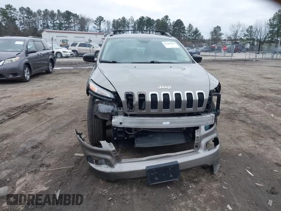 ✅ 2017 Jeep Cherokee Sport • VIN: 1C4PJMAB0HW567739 • Лот: 41381622. Опубликован ранее на IAAI с пробегом 120 217 миль. Бесплатный доступ к архиву аукционных продаж из США и подробный отчёт об истории автомобиля на DreamBid. Изображение 12.