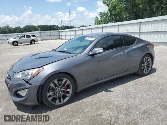 ✅ 2015 Hyundai Genesis Coupe R-Spec • VIN: KMHHU6KJ3FU123384 • Lot: 63945565. Listed on Copart with 120,856 mi. Free auction sales archive from the USA and detailed vehicle history report at DreamBid. Image 1.
