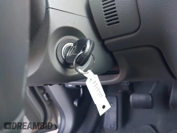 ✅ 2008 Mercury Sable Premier • VIN: 1MEHM42W48G614650 • Lot: 43722127. Wystawiony na IAAI z przebiegiem 101 905 mil. Bezpłatny archiwum sprzedaży aukcyjnych z USA i szczegółowy raport historii pojazdu na DreamBid. Zdjęcie 11.